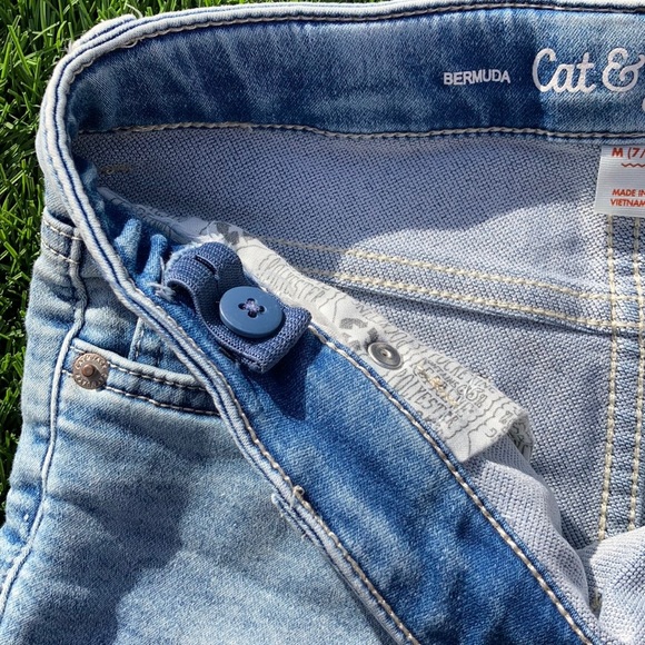 Cat & Jack Jean shorts // Girls Size M 7-8 - Picture 5 of 6